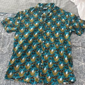 Men’s size large - “silence of the lambs” button down.